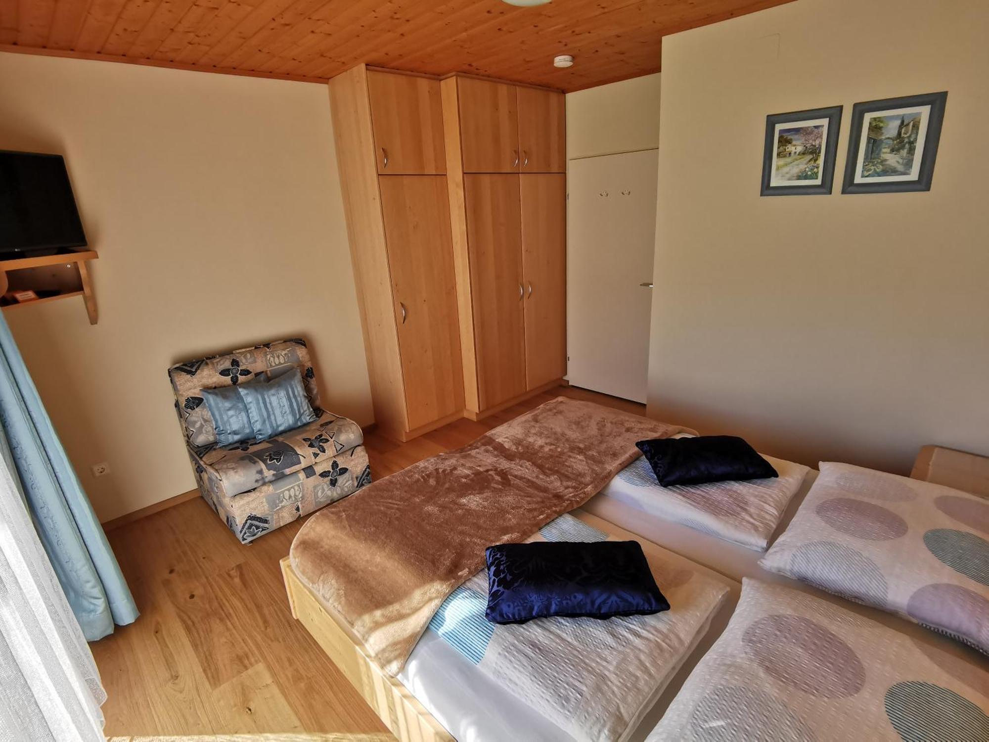 Pension & Ferienwohnung Sonnleiten Gnesau Eksteriør billede